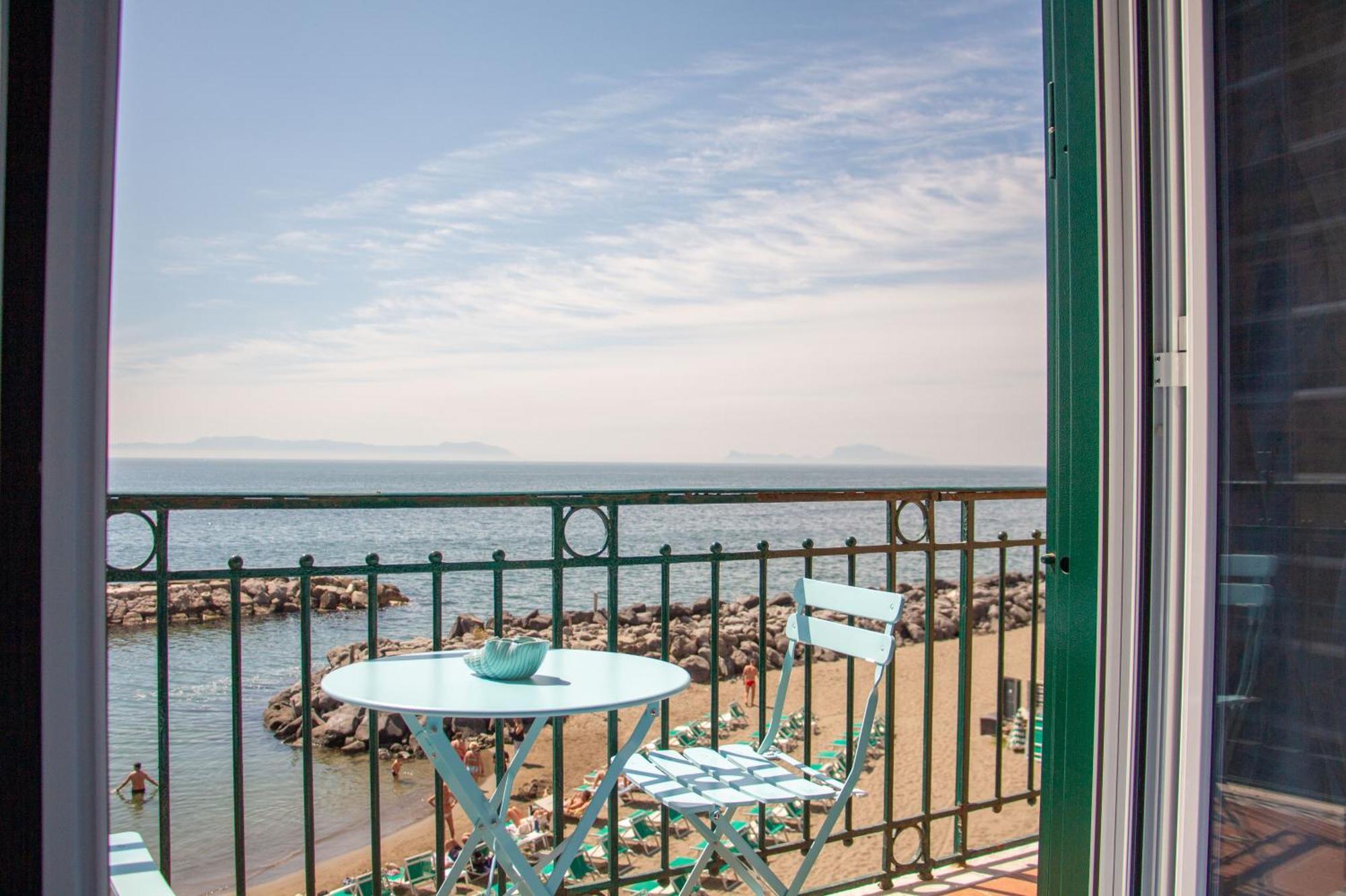 Wanderlust Aria Di Mare Apartment เนเปิลส์ ภายนอก รูปภาพ