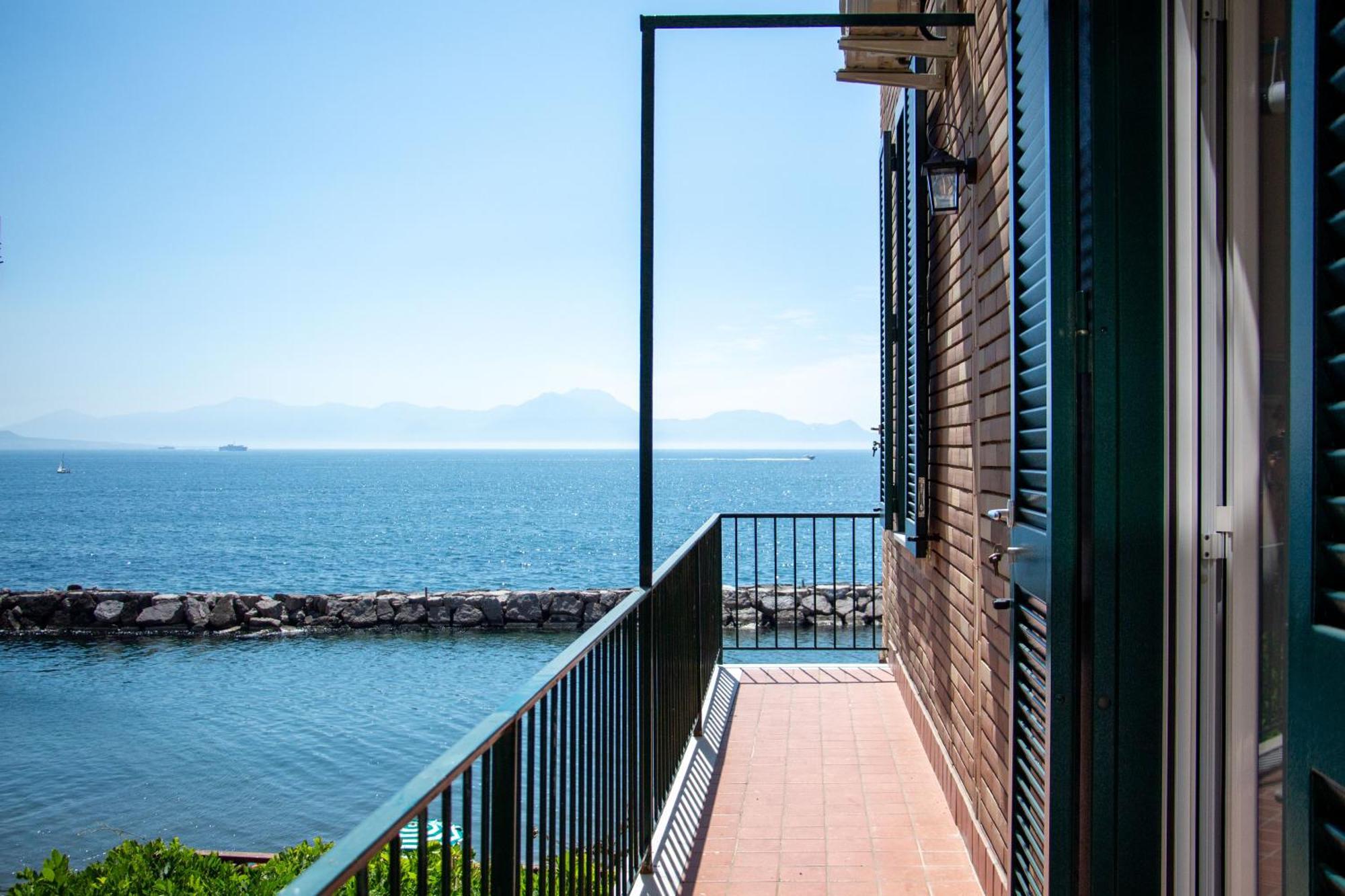 Wanderlust Aria Di Mare Apartment เนเปิลส์ ภายนอก รูปภาพ